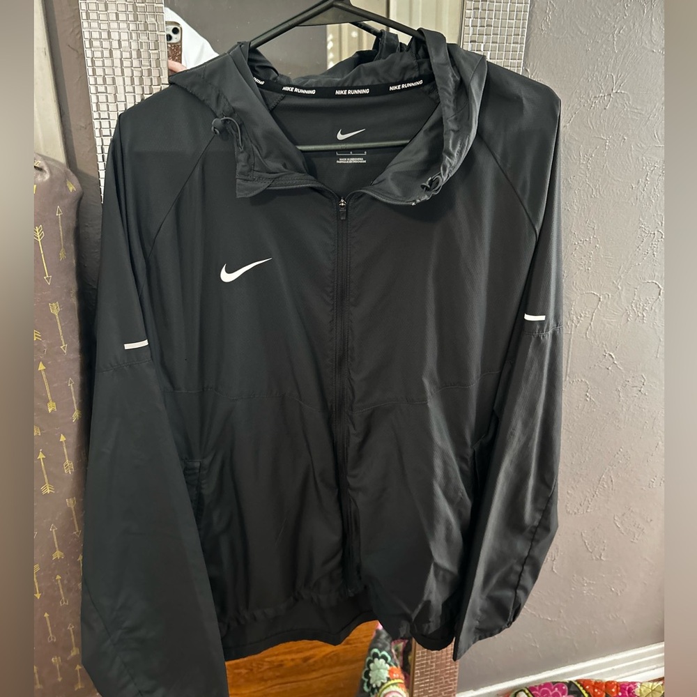 Nike Men's Black Running Jacket